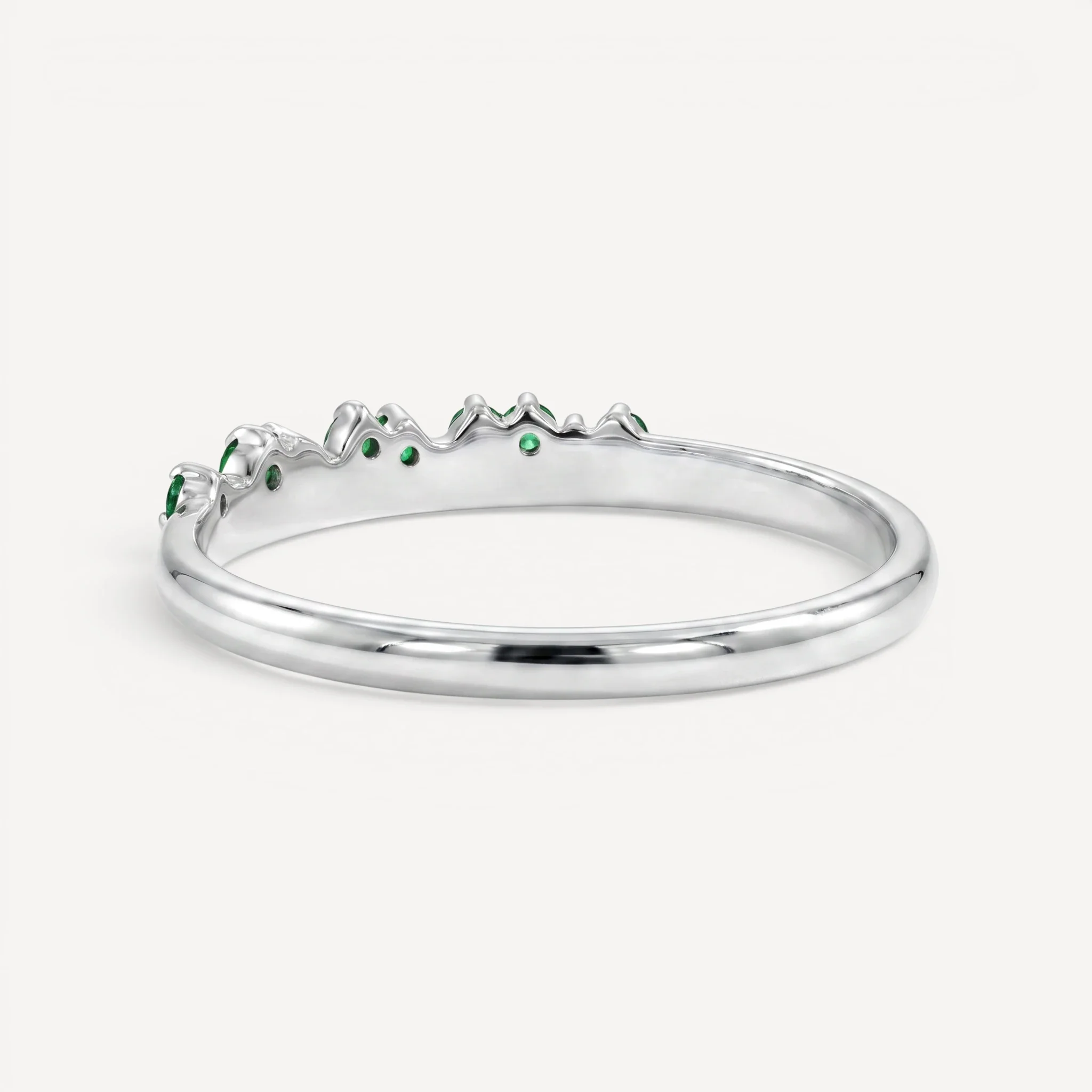 Amara Ring | green diamonds - Image 7