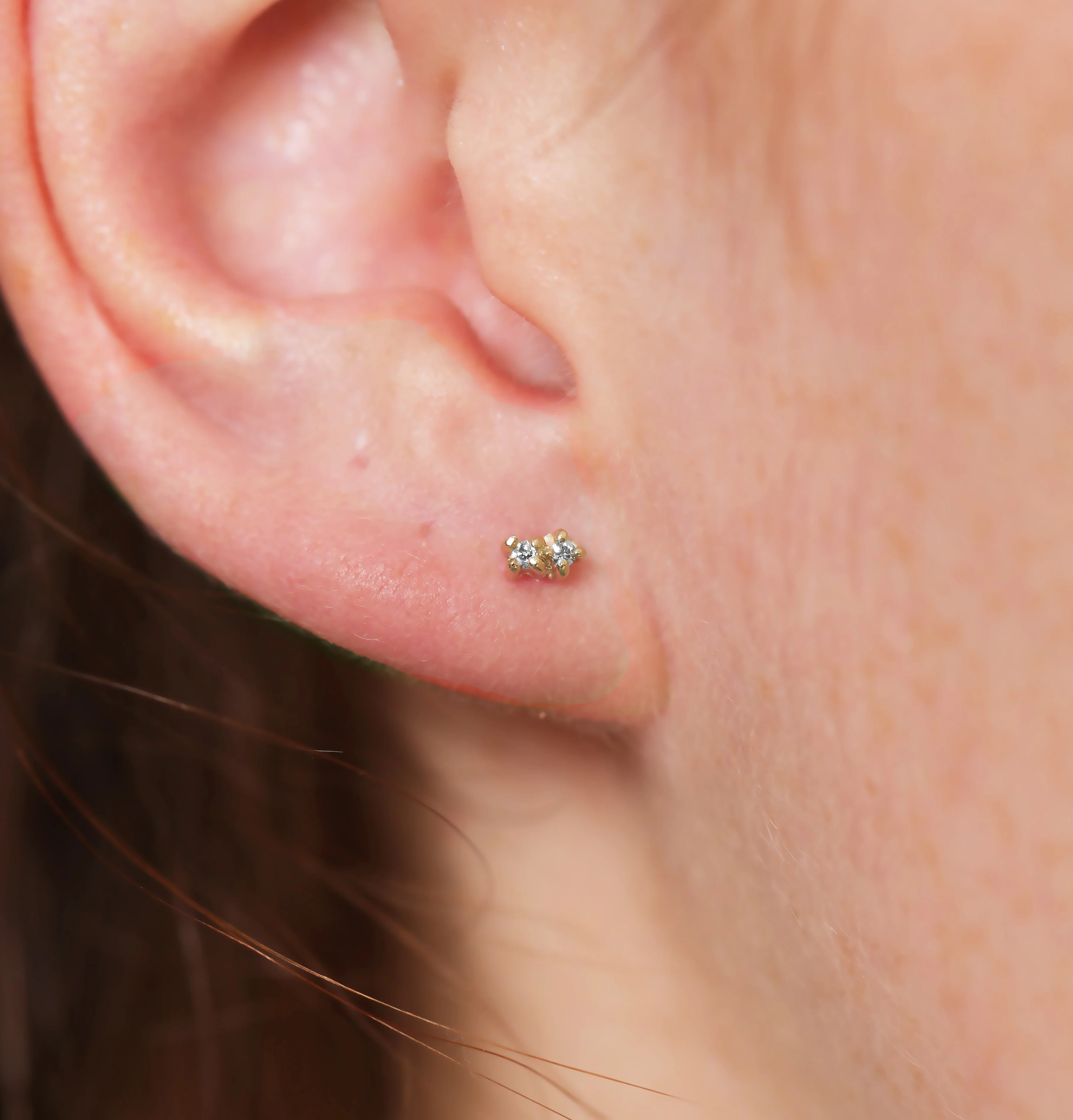 Clessa studs | white diamonds - Image 4