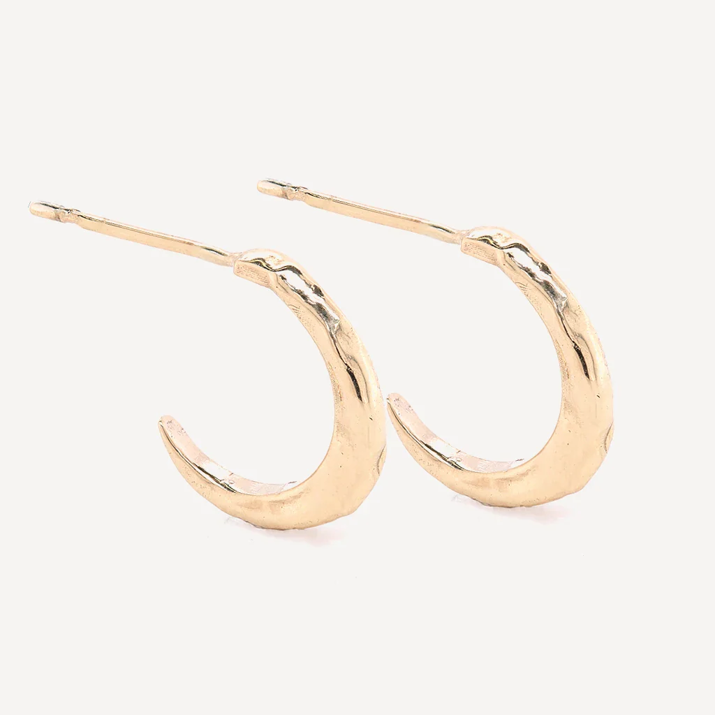 Crescent hoops