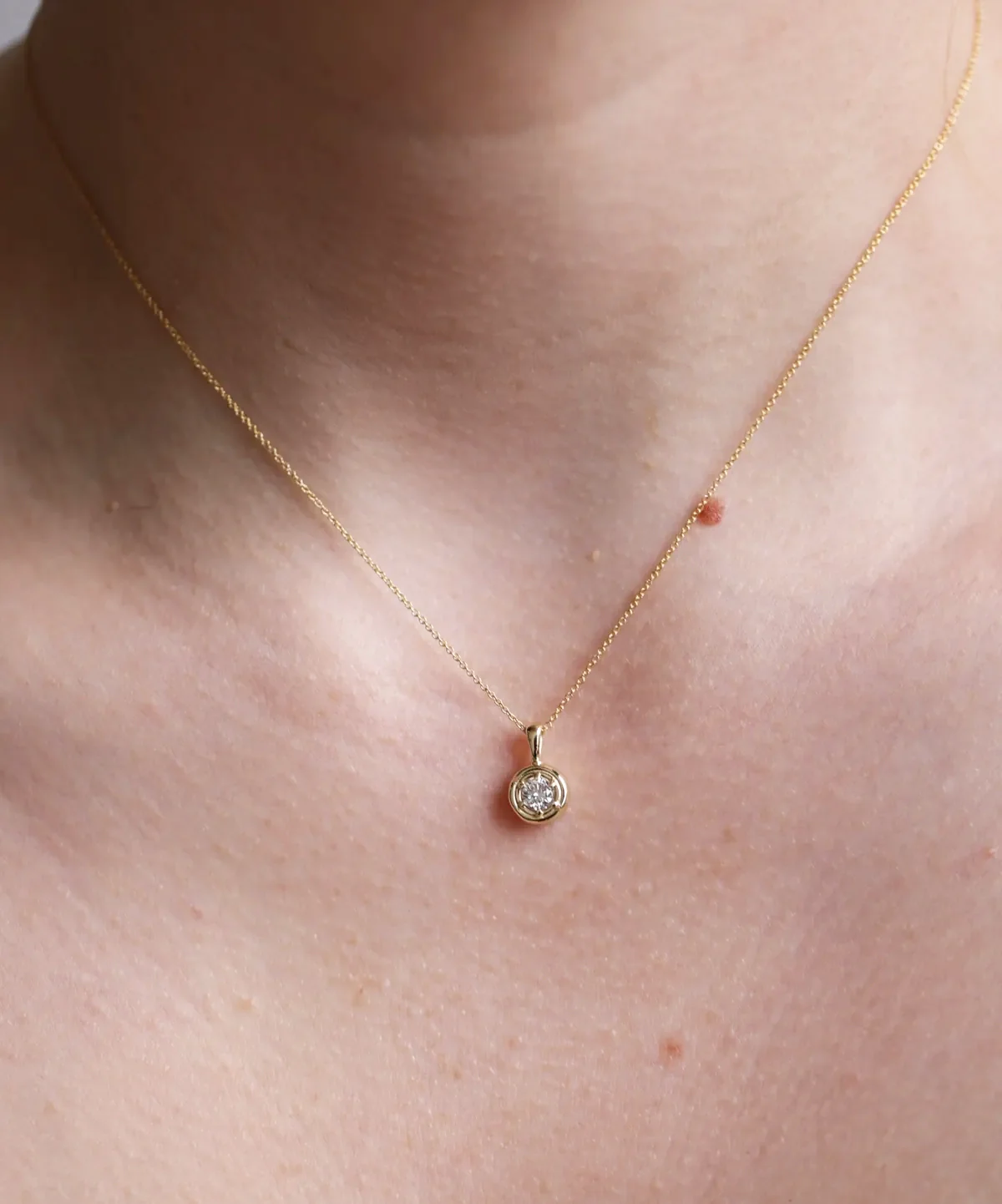 Flow Necklace | Round Diamond - Image 2