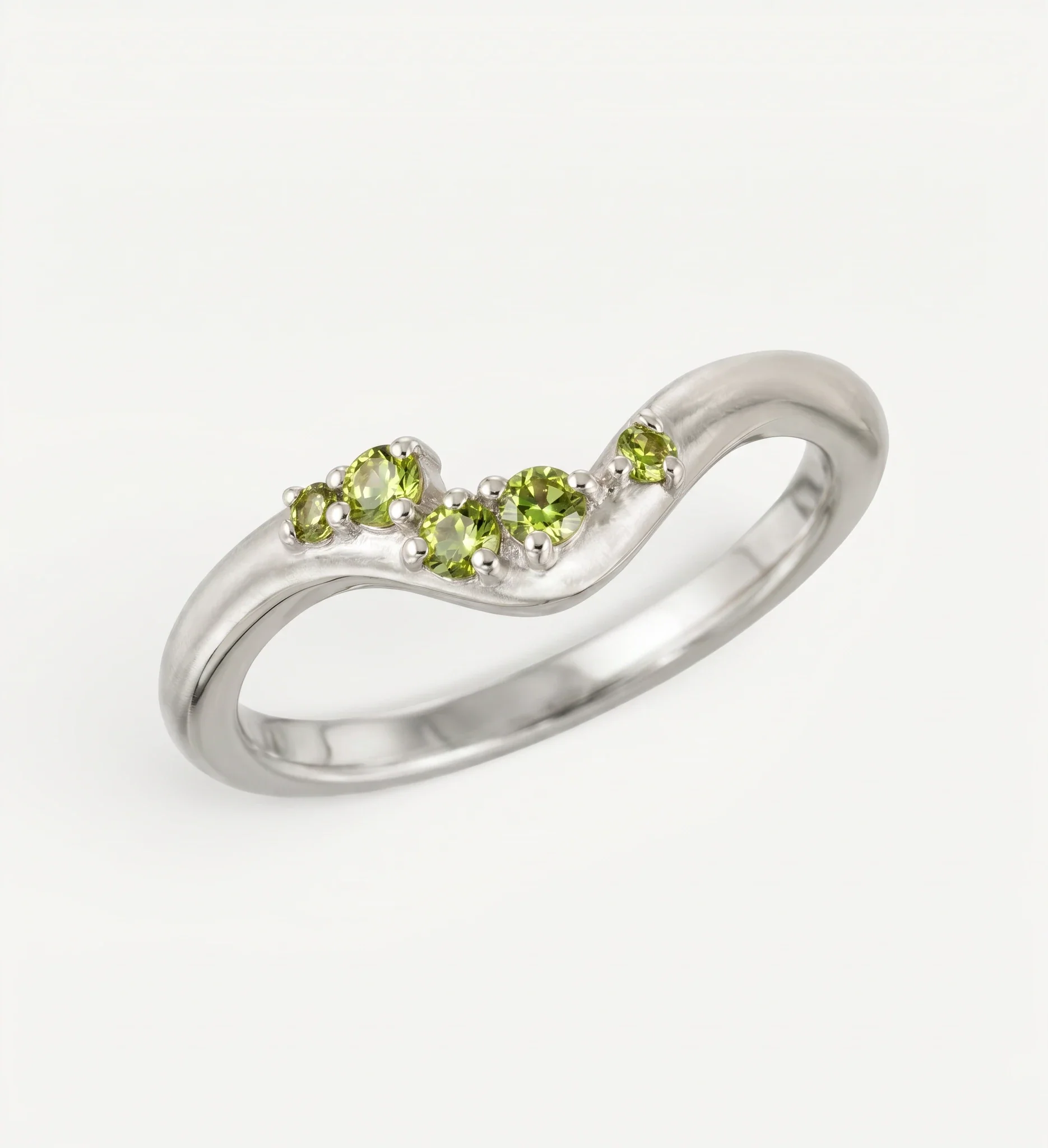 Poe Ring | green diamonds - Image 7